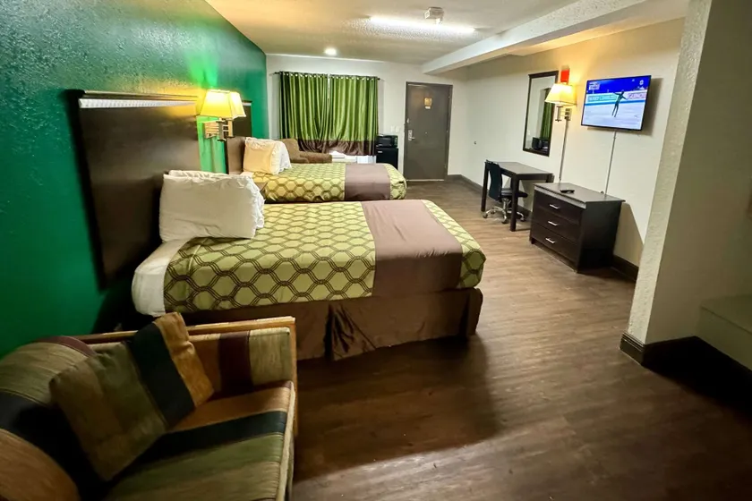 Rodeway Inn Georgetown - Image 1