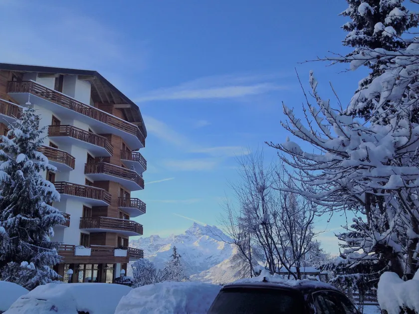 Le Bristol - Villars Bristol Apartments - Image 1