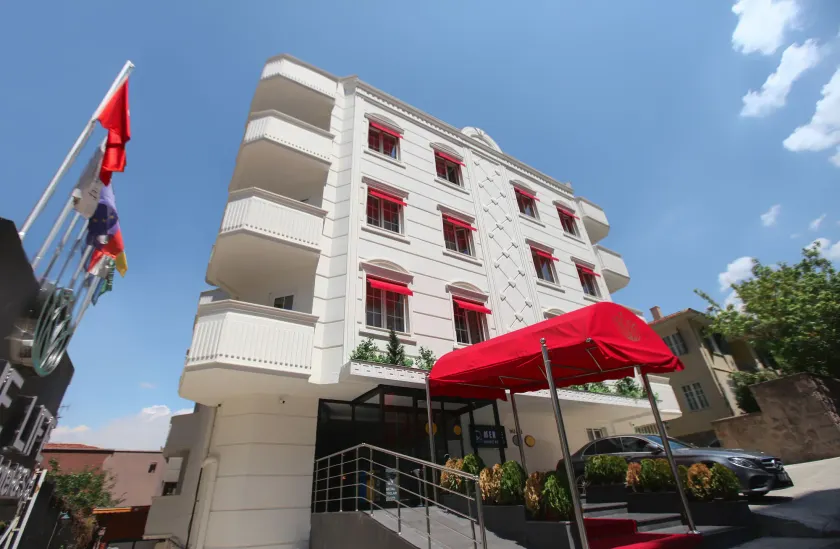 The Life Hotel & Spa - Image 1