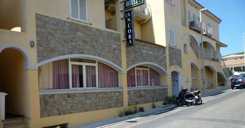 Hotel L'Ancora - Image 1