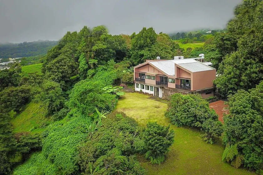 Poas Volcano Lodge - Image 1
