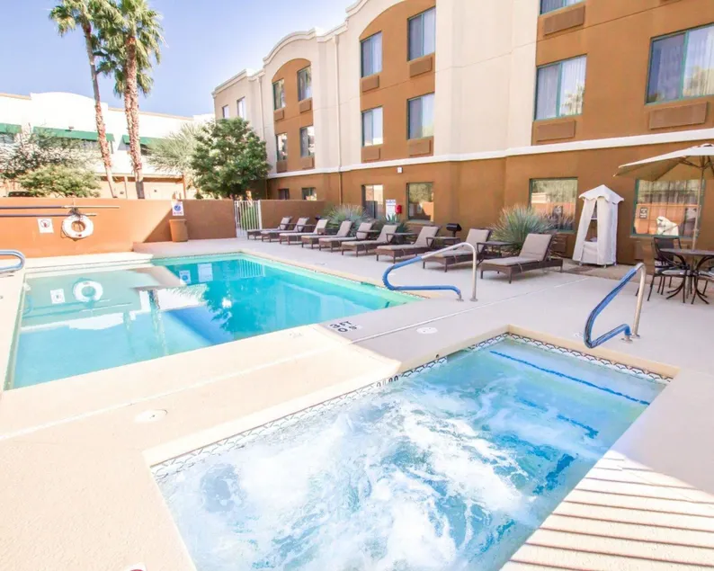 Sleep Inn North Scottsdale near Mayo Clinic - Image 1