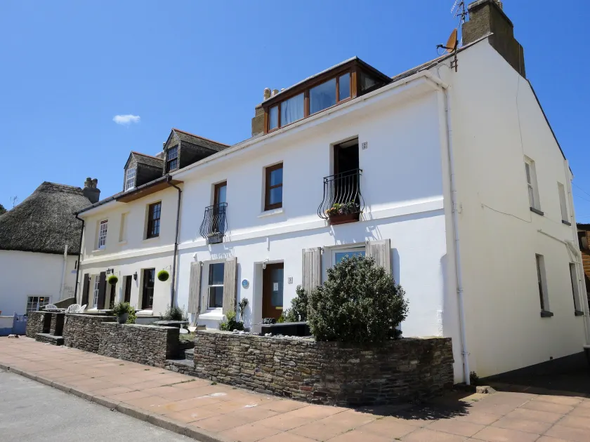 2 Bayview - Image 1