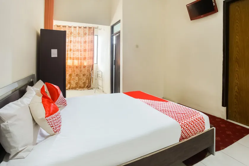 OYO 3970 Hotel La Macca Makassar - Image 1