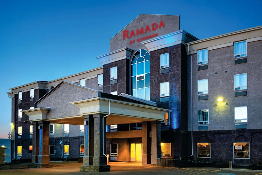 Ramada by Wyndham Prince Albert - Image 1