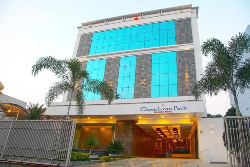 Hotel Chenduran Park - Exteriör