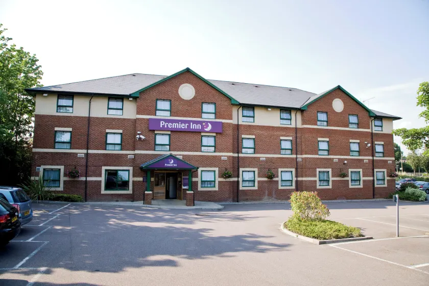 Premier Inn Watford Central - Image 1