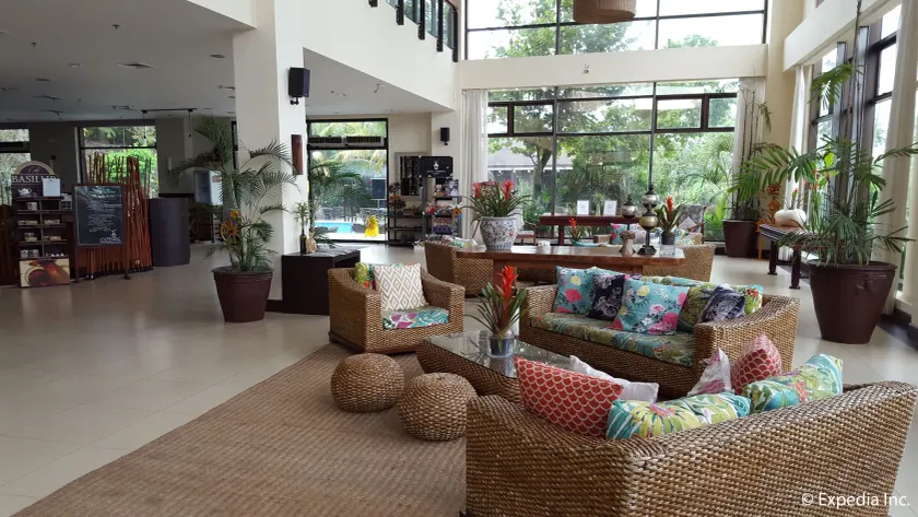 Hotel Kimberly Tagaytay - Siddeområde i lobbyen