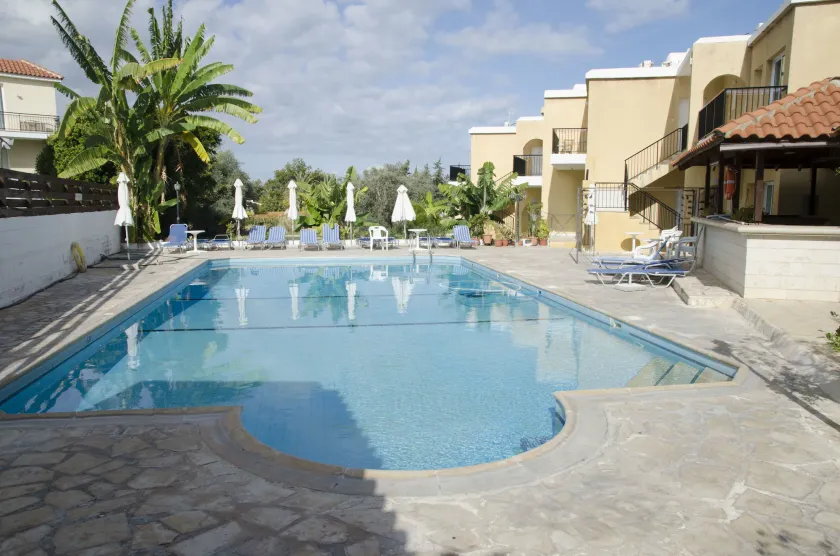Kozis Hotel Apartments - Image 1