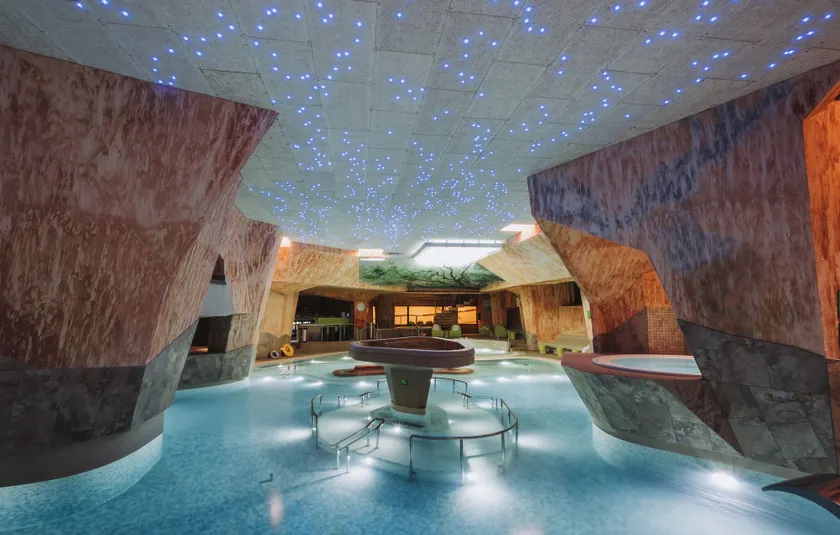 Viiking Spa Hotel - Image 1