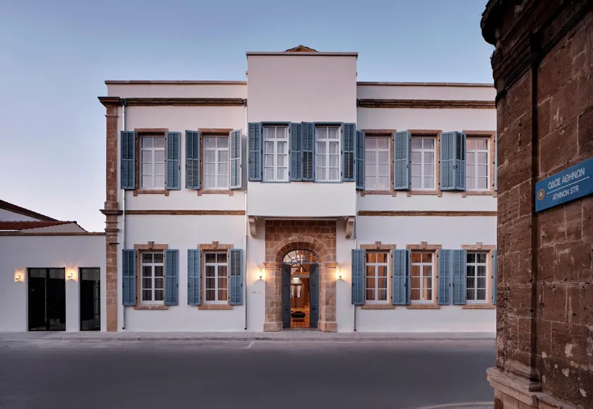 Amyth of Nicosia - Image 1