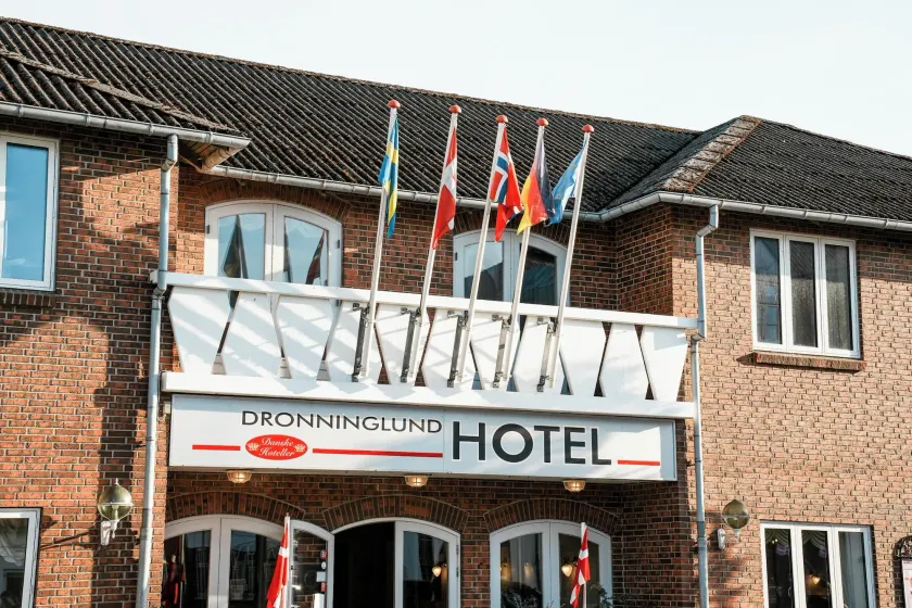 Dronninglund Hotel - Image 1