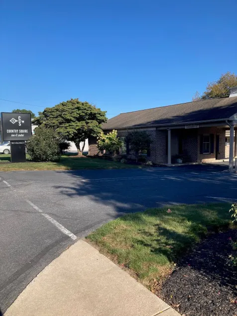 Country Squire Inn and Suites - Image 1