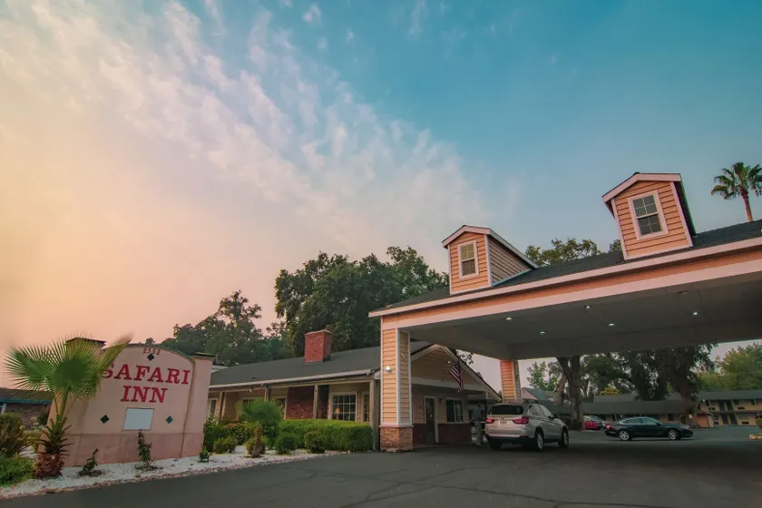 Safari Inn - Chico - Image 1