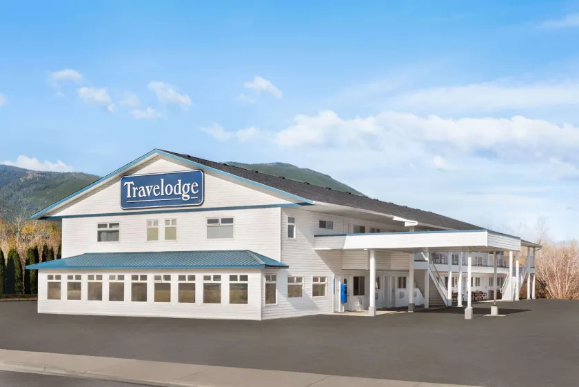 Travelodge by Wyndham Salmon Arm BC - Image 1
