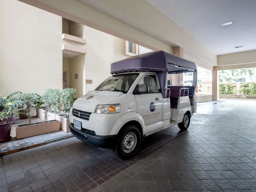 Grand Mercure Bangkok Asoke Residence - Image 1