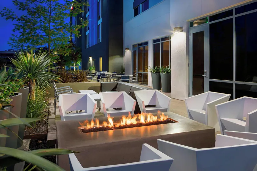 SpringHill Suites by Marriott San Diego Mission Valley - Image 1