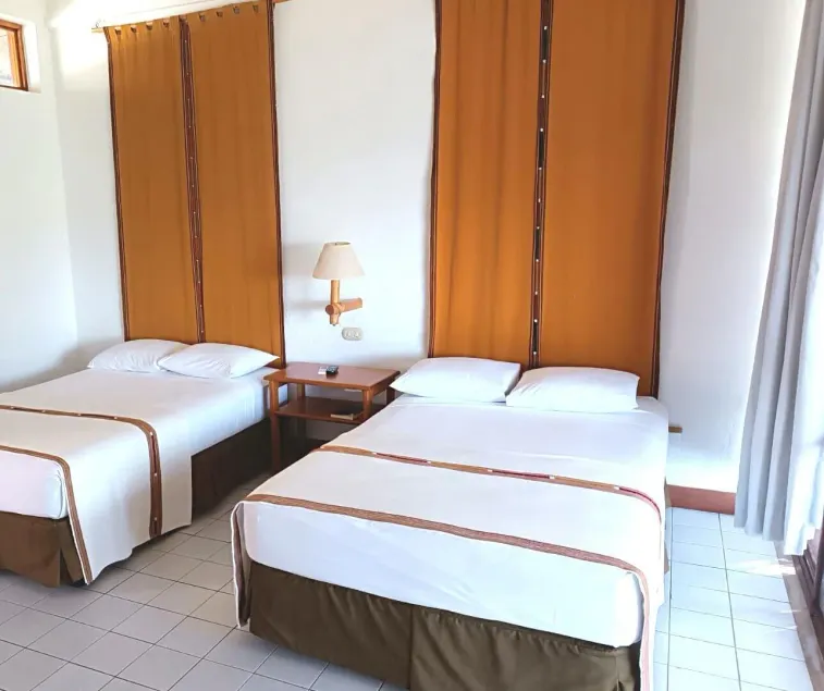 Hotel Maya Internacional - Image 1
