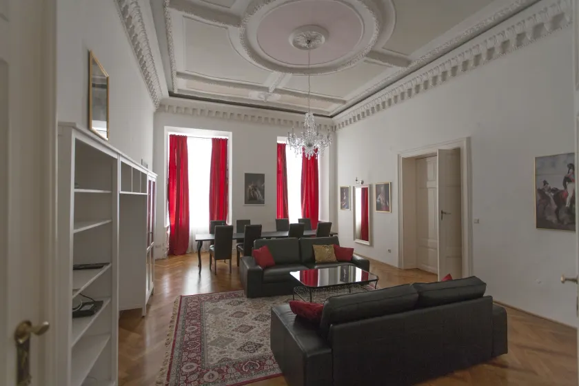 Heart of Vienna Luxury Residence - Image 1