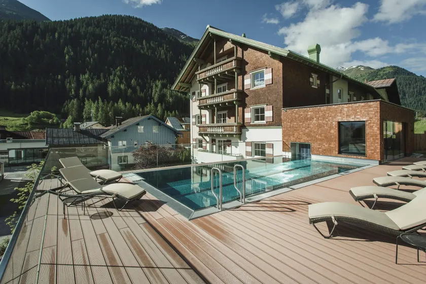 Hotel Schwarzer Adler - Sport & Spa - Image 1