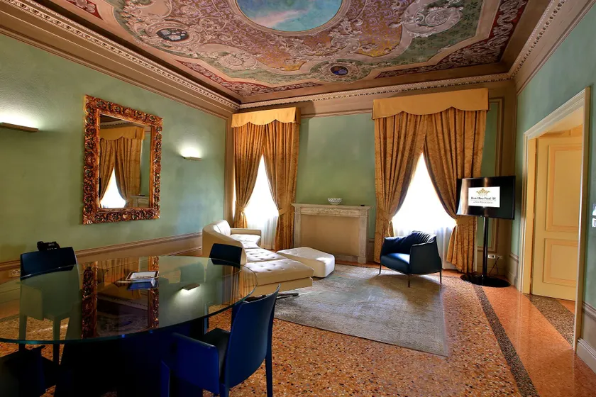 Hotel Rua Frati 48 in San Francesco - Image 1