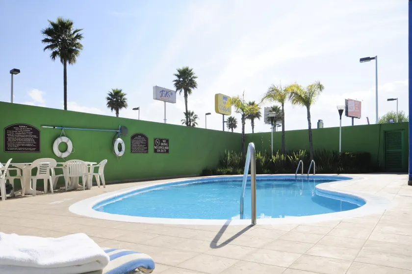 Holiday Inn Express & Suites Toluca Zona Aeropuerto by IHG - Image 1