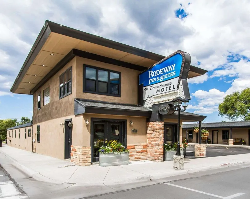 Rodeway Inn & Suites Williams Downtowner-Rte 66 - Image 1