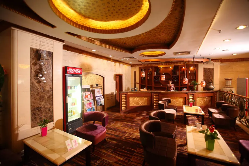 Sanfod Hotel Qingdao - Image 1