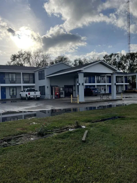 The Kinder Inn - Image 1