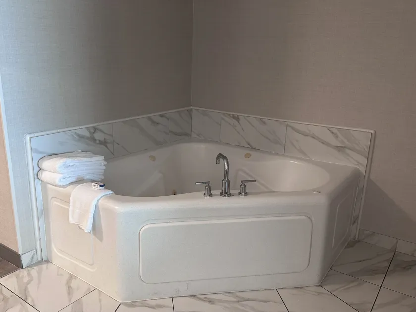 Holiday Inn Express & Suites Southfield - Detroit - Zimmer