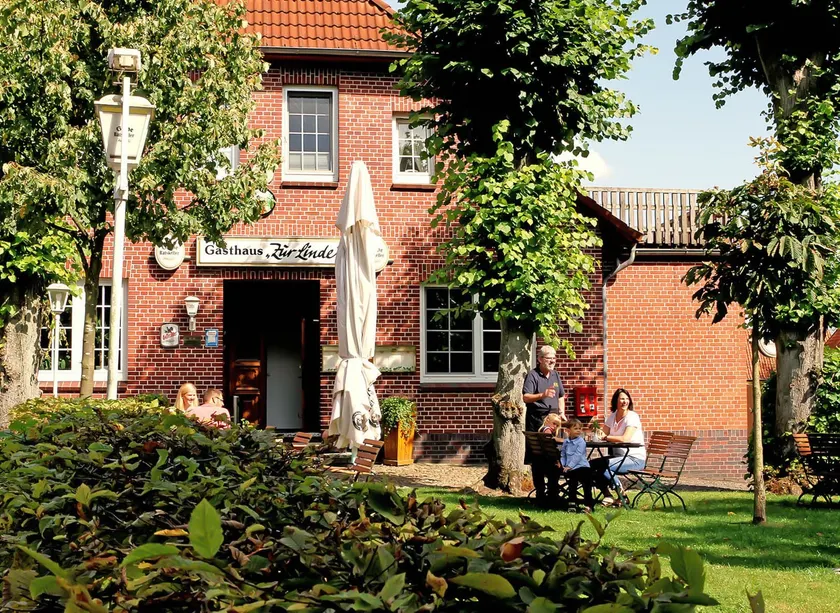 Hotel Zur Linde - Image 1