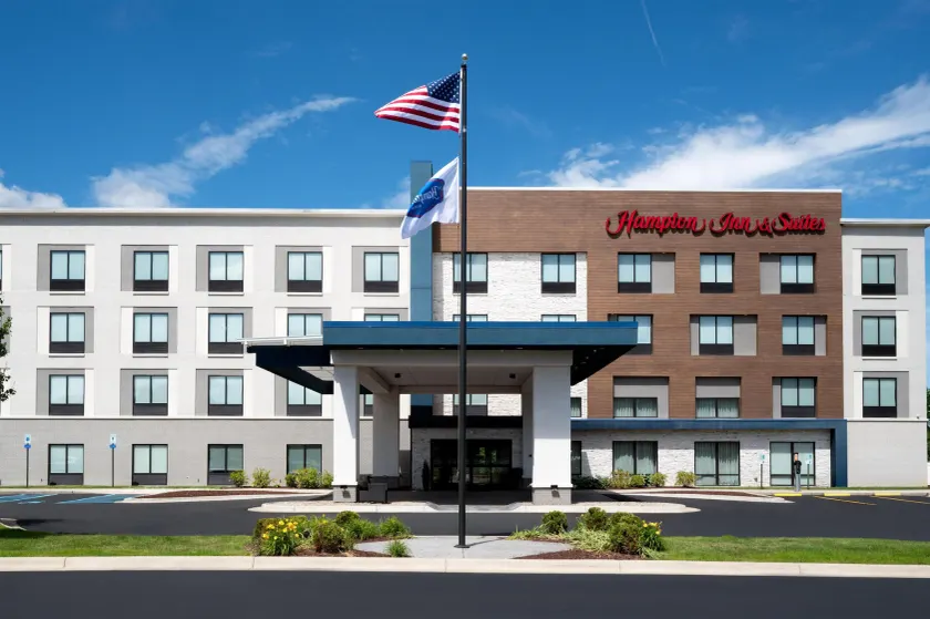 Hampton Inn & Suites Ypsilanti - Image 1