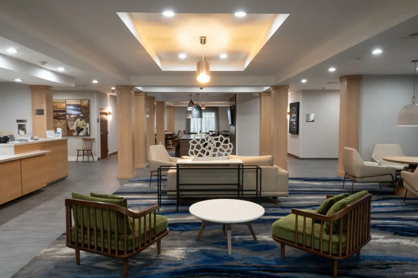 Fairfield Inn & Suites Denton - Image 1