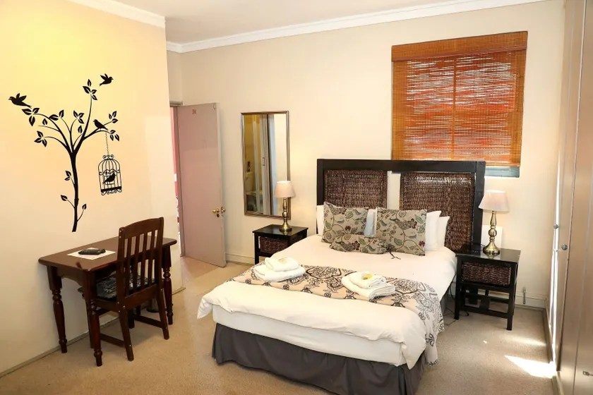 Brooklyn Guesthouses - Image 1