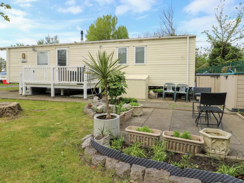 S&J Caravan Hire, Winkups H23 - Image 1