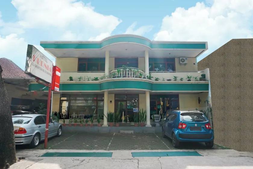 Hotel O Kebon Jeruk Near Gedung Sate Formerly Kurnia Hotel - Image 1