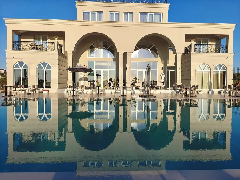 Orion Palace Boutique Hotel - Image 1