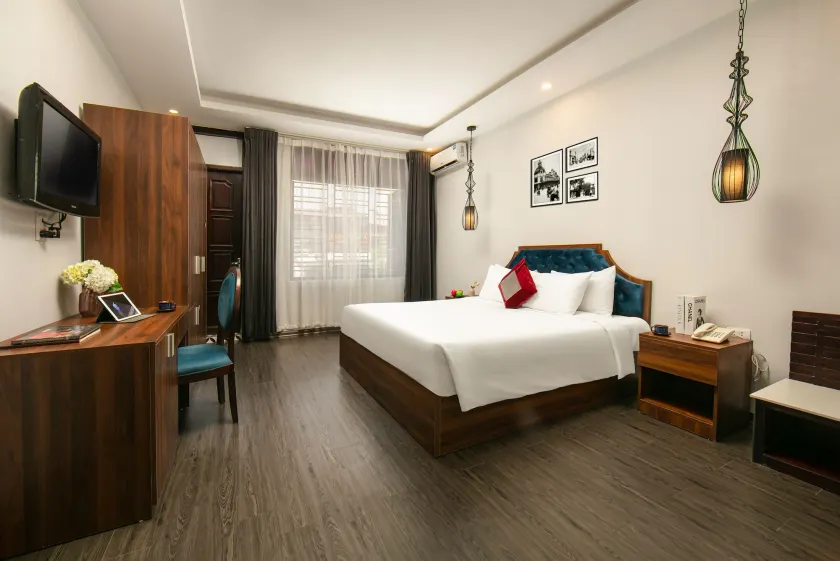 La Renta Premier Hotel & Spa Hanoi - Image 1
