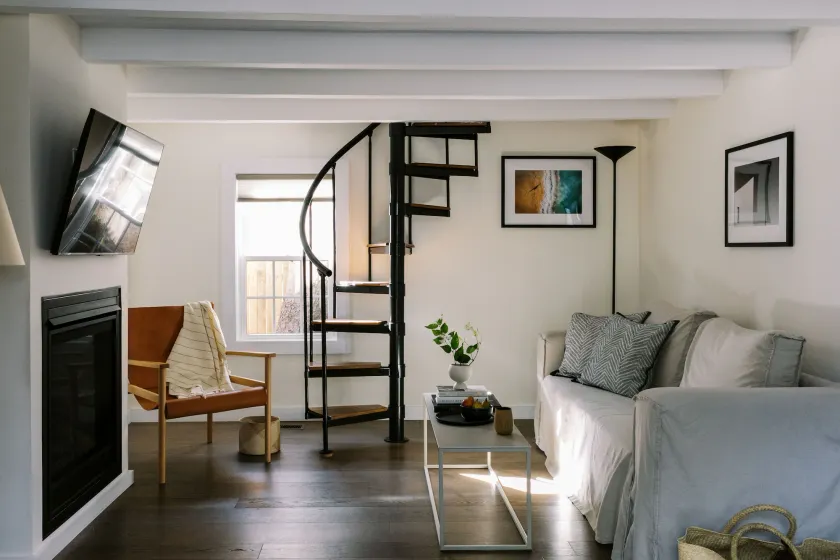 The Roundtree, Amagansett - Image 1