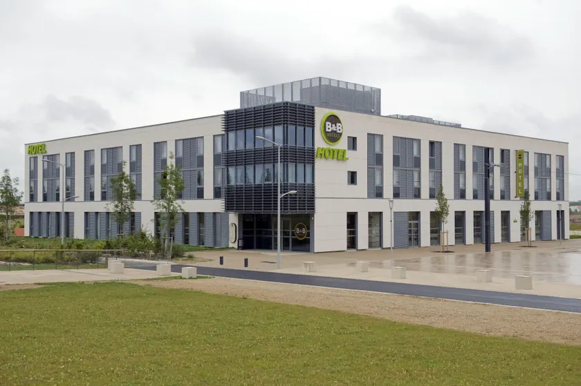 B&B HOTEL Reims Bezannes - Image 1