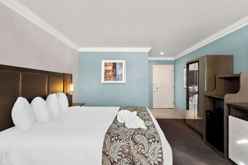 Best Western University Inn Santa Clara - Image 1