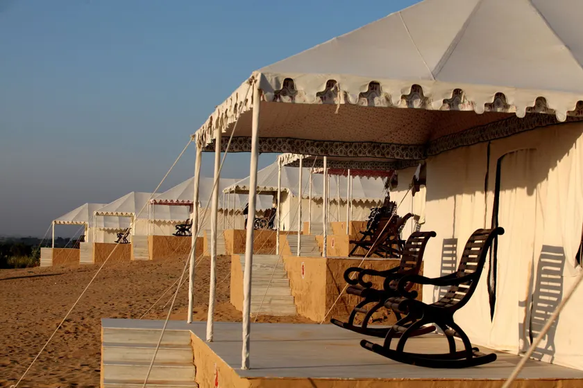 Clarks Exotica Resort & Camp, Dechu-Jodhpur - Coin salon dans le hall