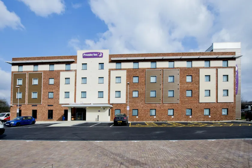 Premier Inn Portsmouth Havant South - Image 1
