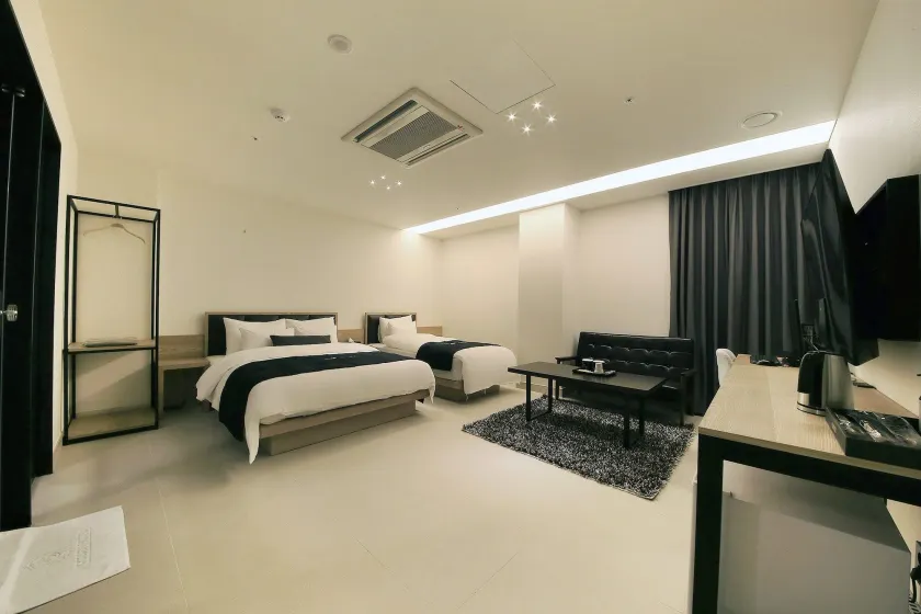 Balsan Golden Hotel - Image 1