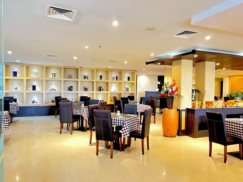 Nevada Ketapang Hotel - Image 1