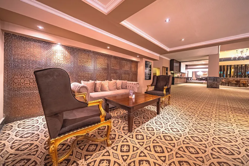 Grand Yazıcı Uludağ - Siddeområde i lobbyen