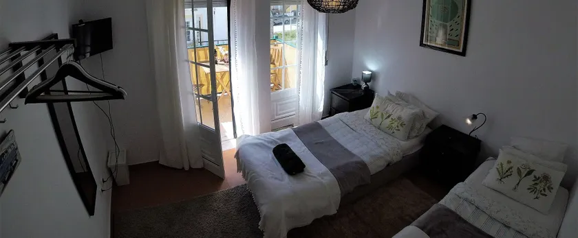 Peniche Surf Lodge 1 - Image 1