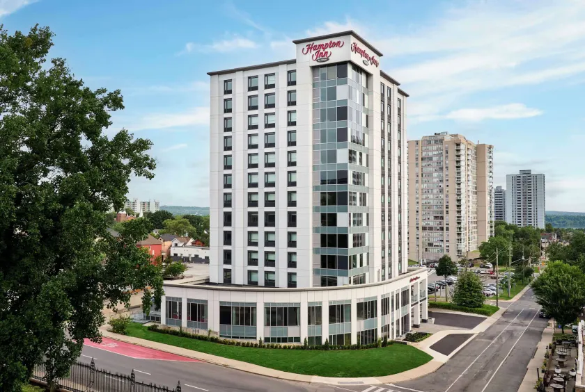 Hampton Inn by Hilton Hamilton - Image 1