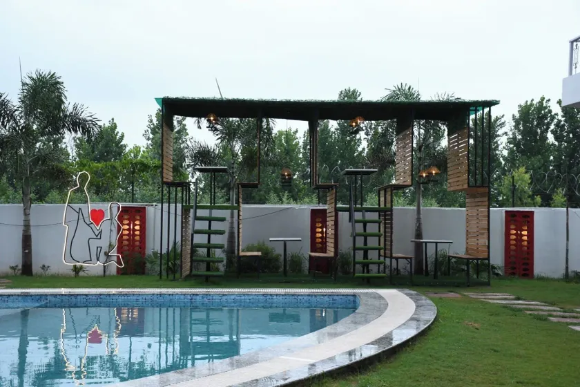 PRAKARAM RESORT AND CAFE - Interior entrance