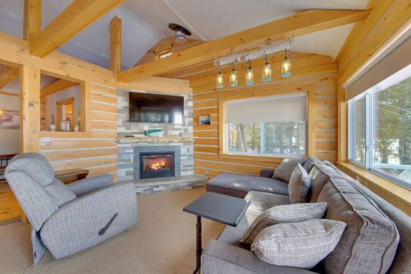 Palmyra Cottage w/ Deck on Whites Pond! - Image 1